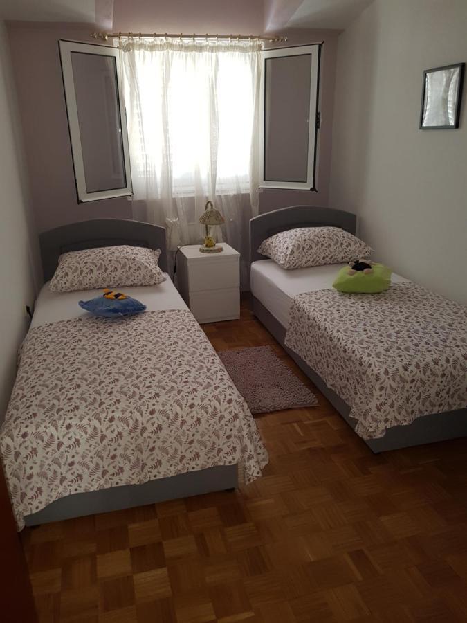 Apartment Blanka With A Beautiful View Of Trogir Eksteriør billede